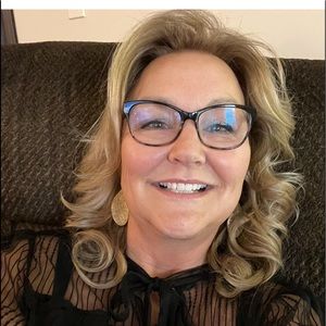 Meet your Posher, Catherine